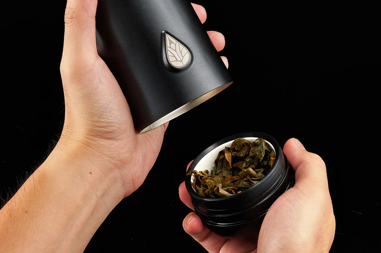 teapot，teacup，eclipse，