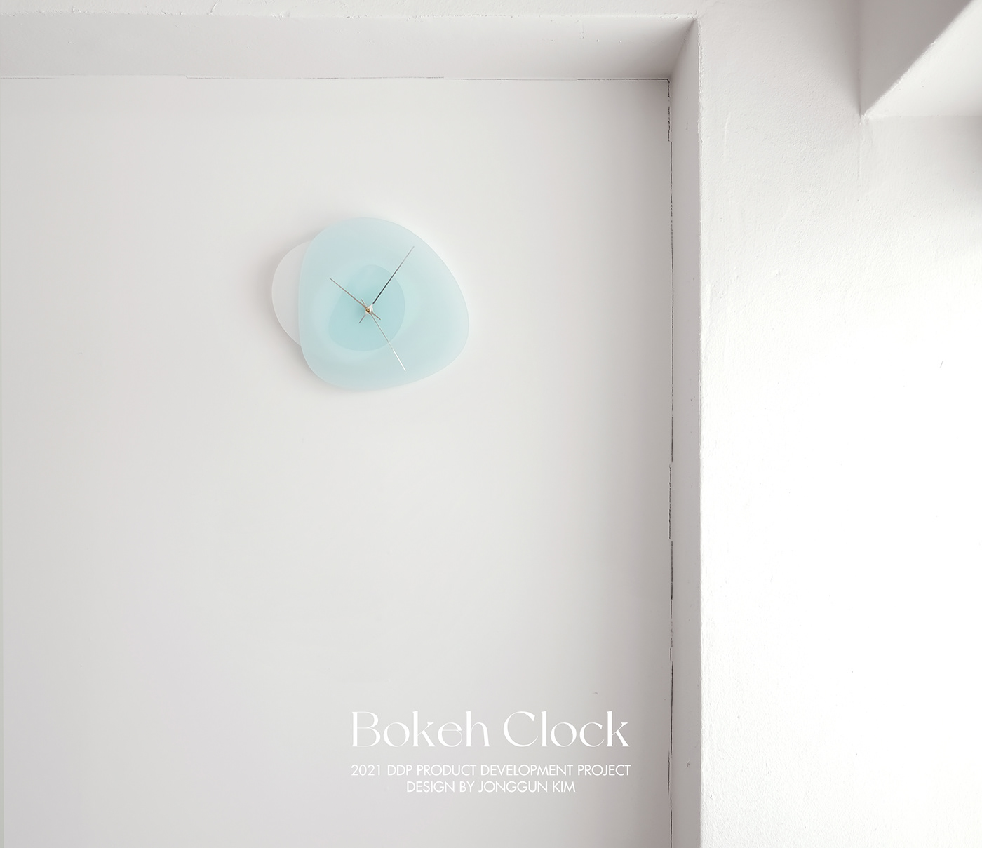 Clock，Light and shadow，originality，