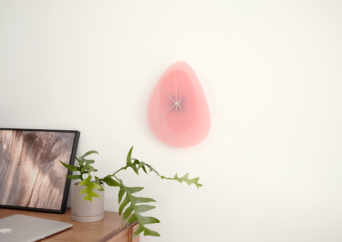 Clock，Light and shadow，originality，