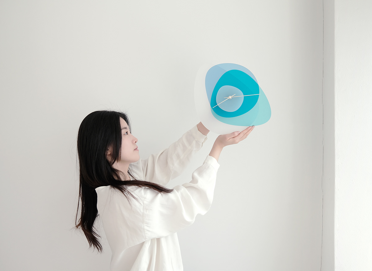 Clock，Light and shadow，originality，