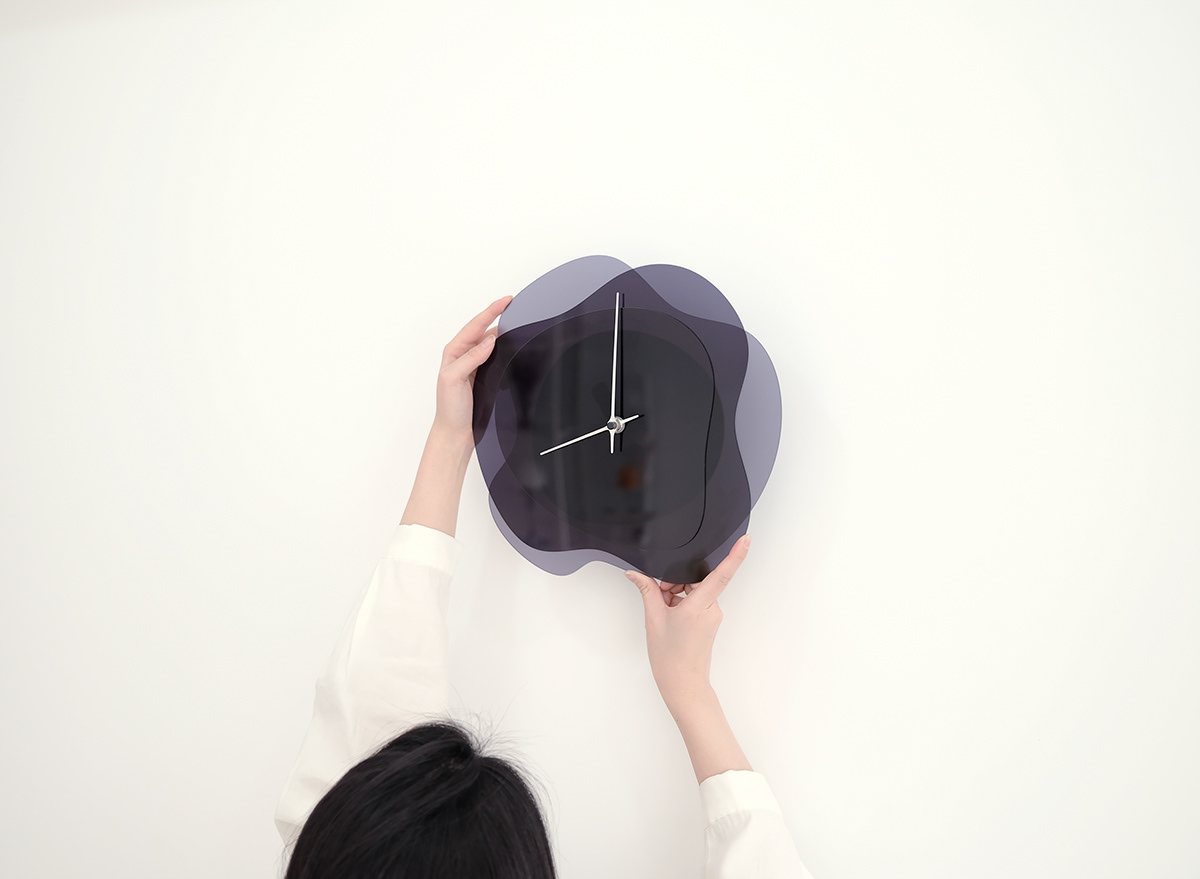 Clock，Light and shadow，originality，