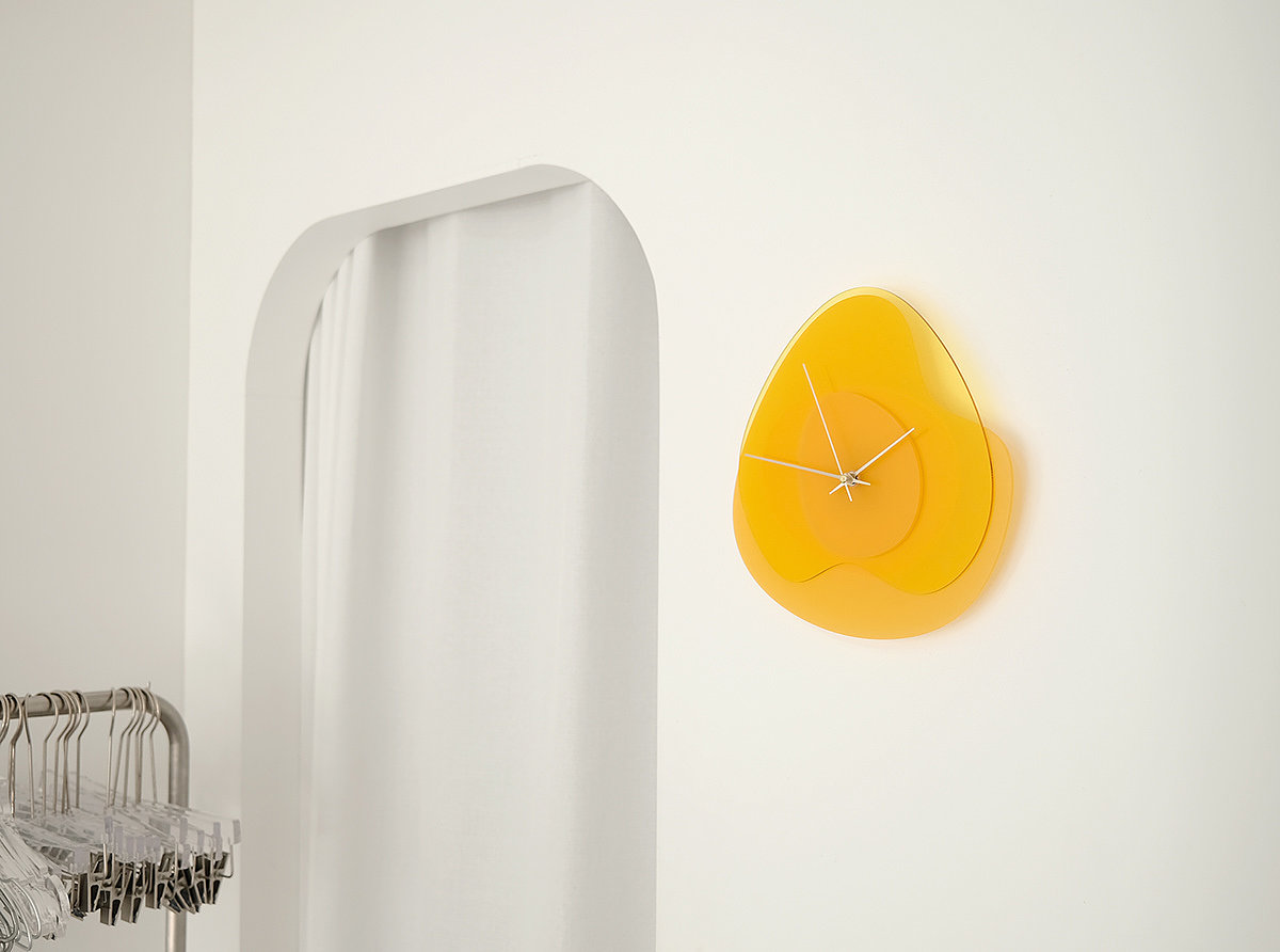 Clock，Light and shadow，originality，