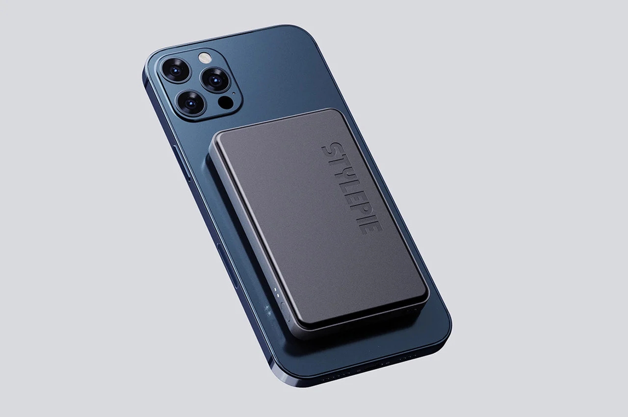 portable source，Mobile phone bracket，charge，