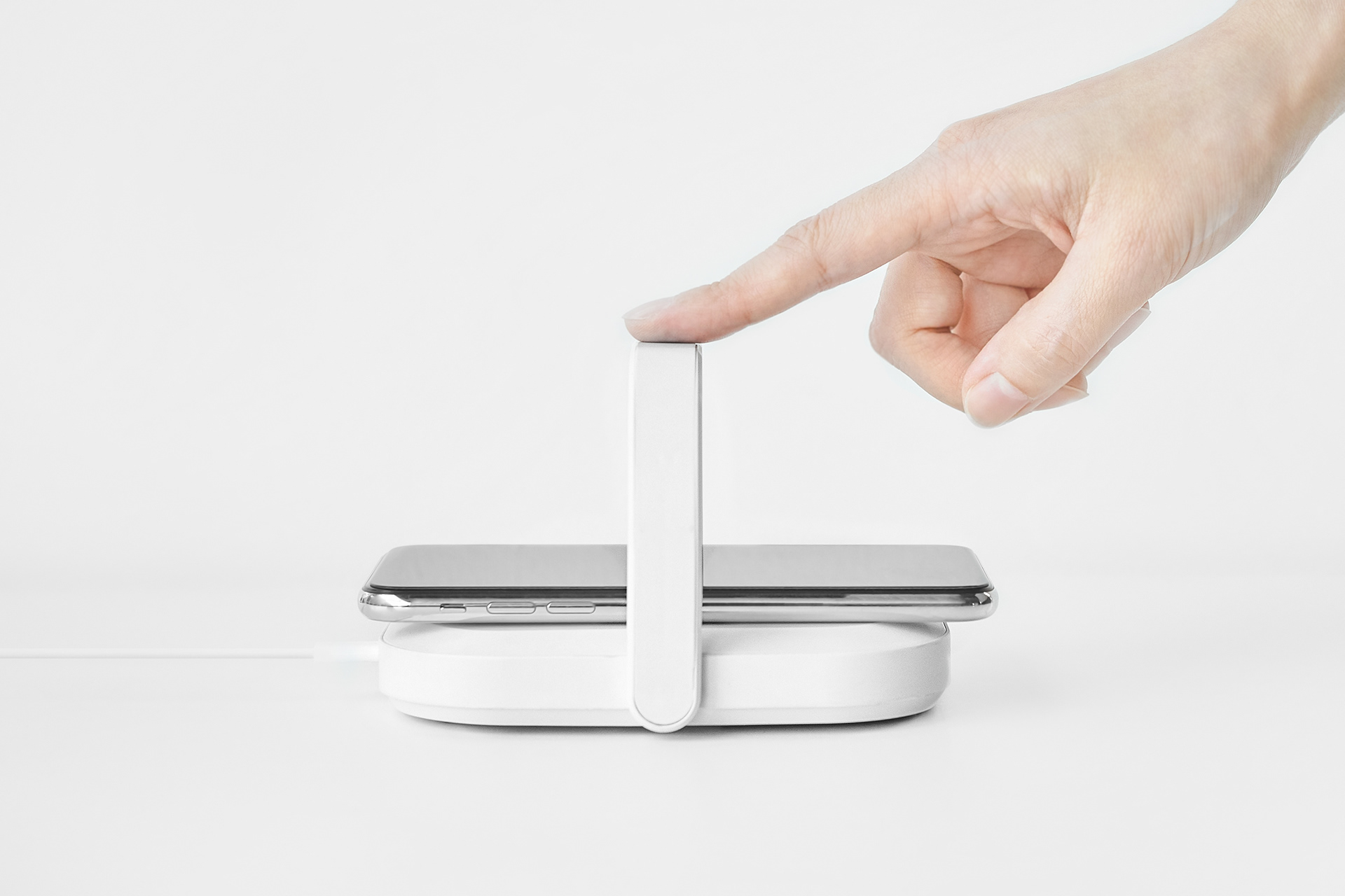 wireless charger ，Simplicity，practical，