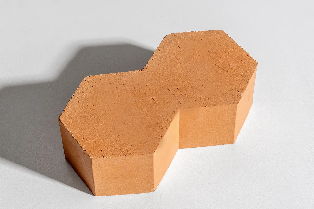 ceramics，Hexagonal clay brick，Hives，building structure，Mutine，