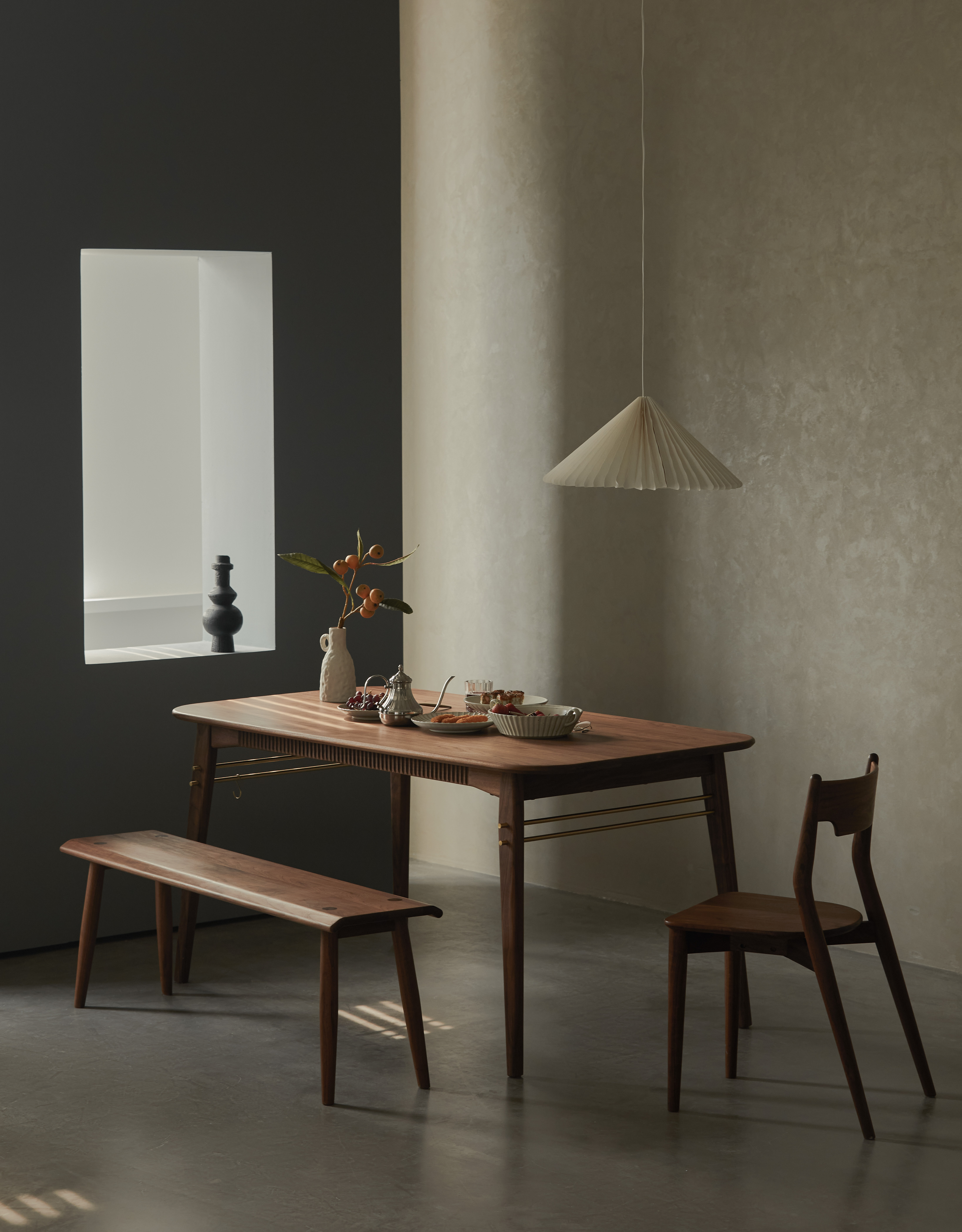 Furniture designer Ren Mengying，Furniture designer almond vegetable head，