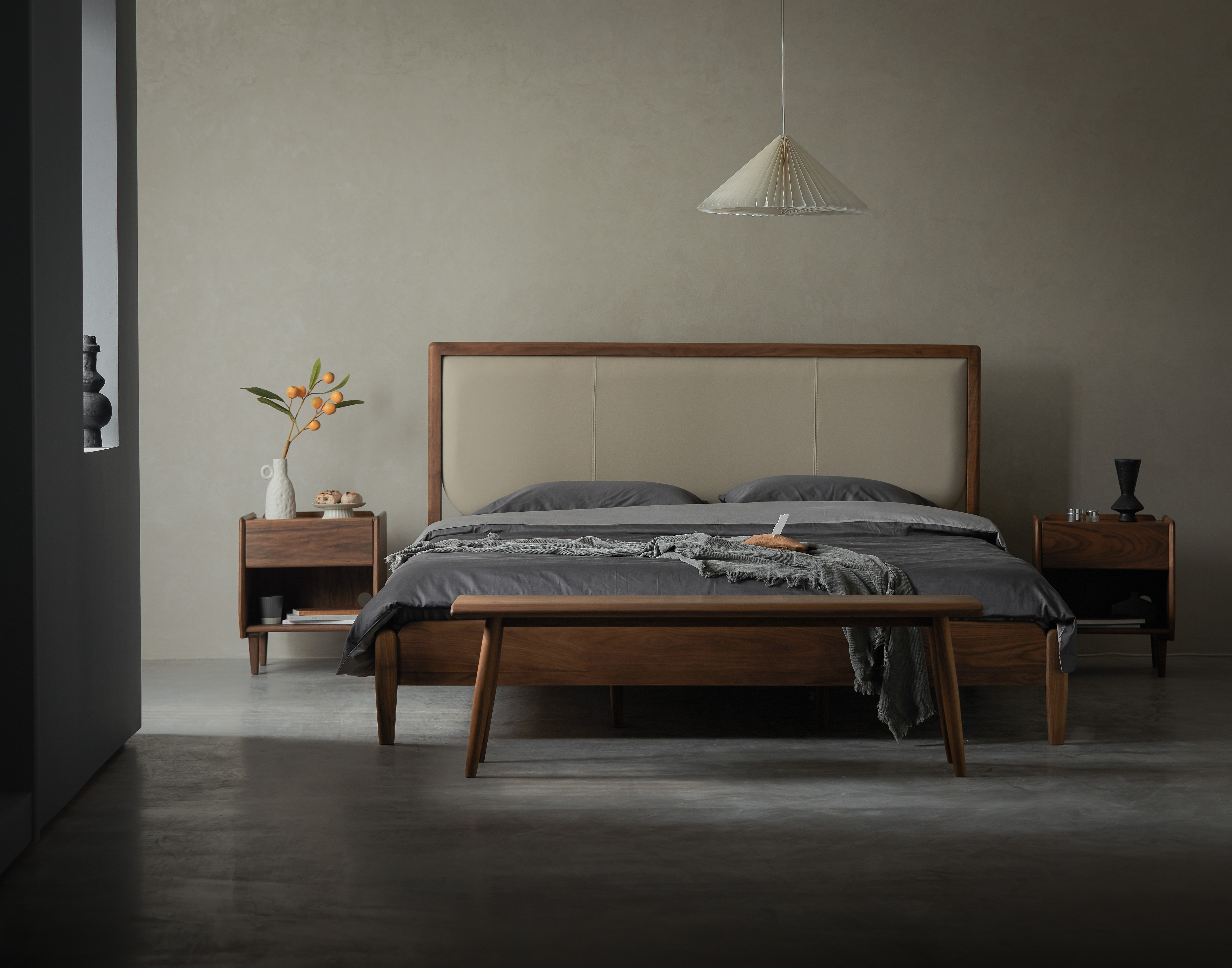 Furniture designer Ren Mengying，Furniture designer almond vegetable head，