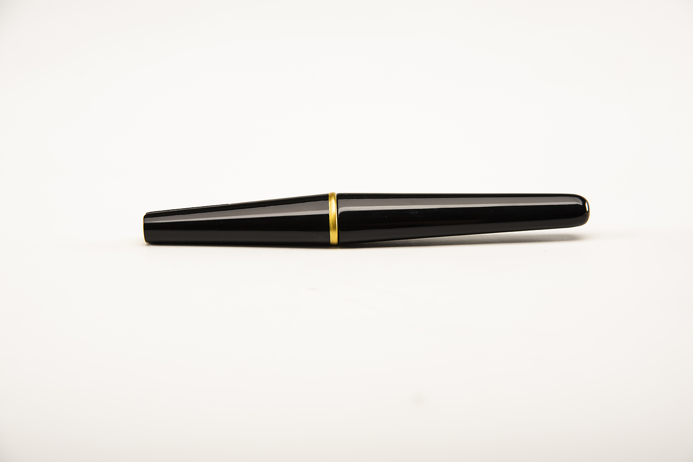 Pen，structure，clever，black，gold，Stationery，cmf，modelling，