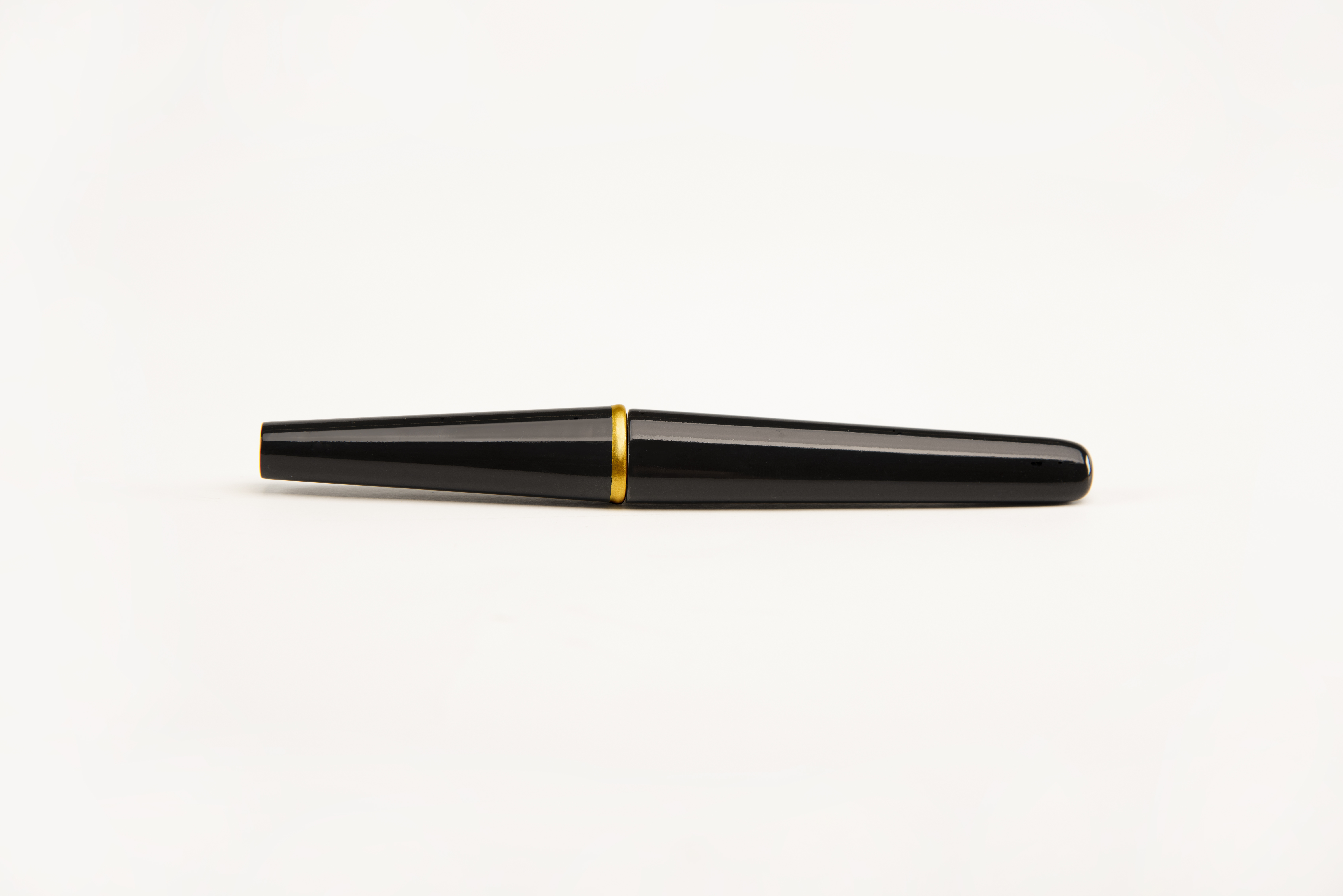 Pen，structure，clever，black，gold，Stationery，cmf，modelling，