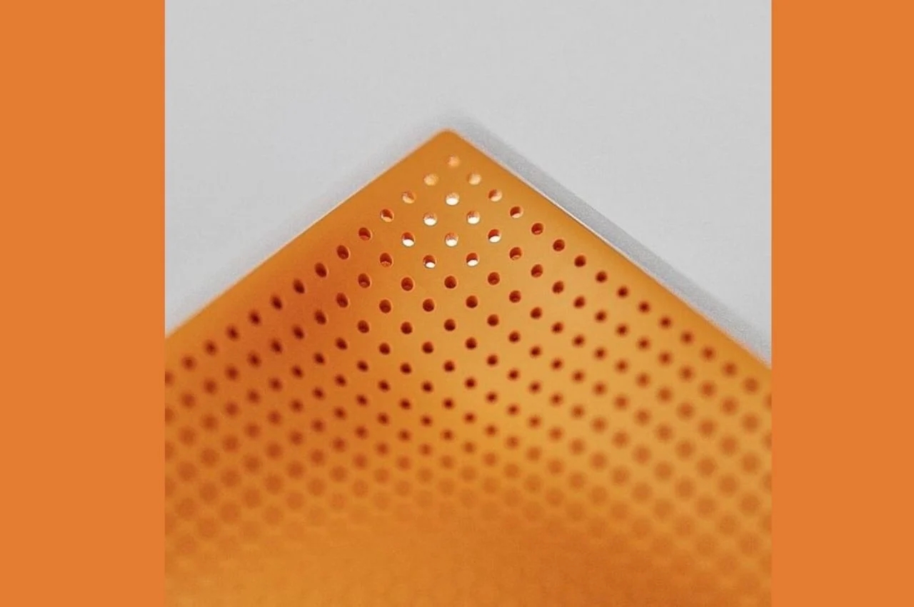 speaker，The Imperfect Speak，loudspeaker box，orange，