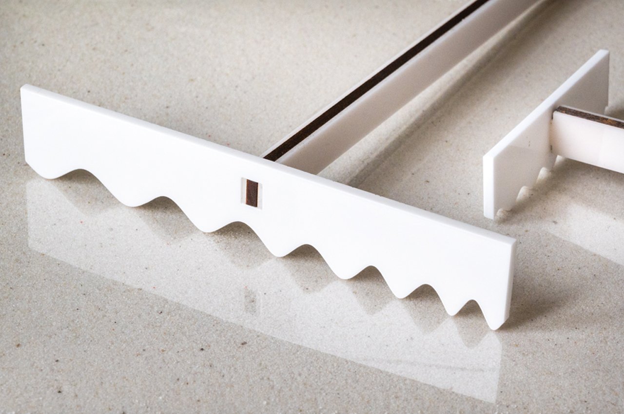 Desktop Zen Garden，product design，Natural wood，Visual design，Desktop tools，sand，Hand rake，