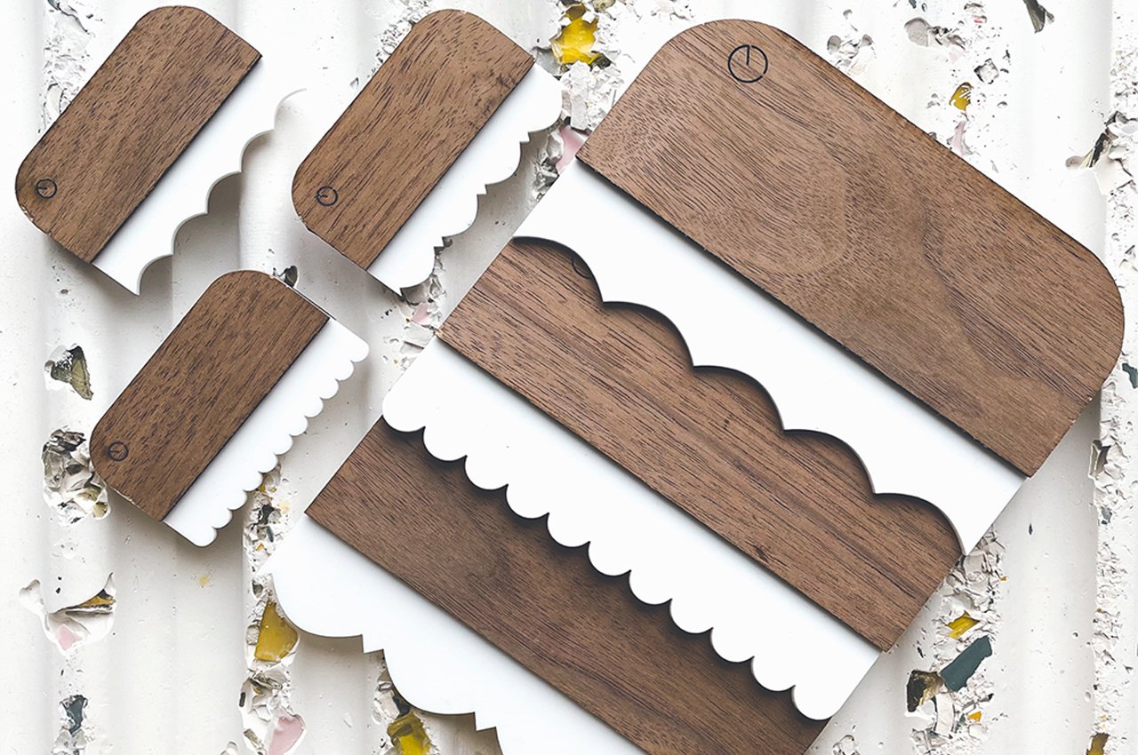 Desktop Zen Garden，product design，Natural wood，Visual design，Desktop tools，sand，Hand rake，