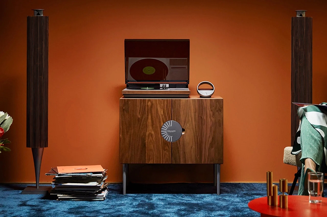 recorder，RECORD PLAYER，Sustainable development，Black glue player，Sound system，