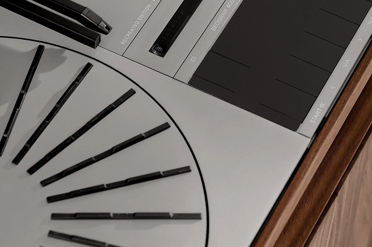 recorder，RECORD PLAYER，Sustainable development，Black glue player，Sound system，