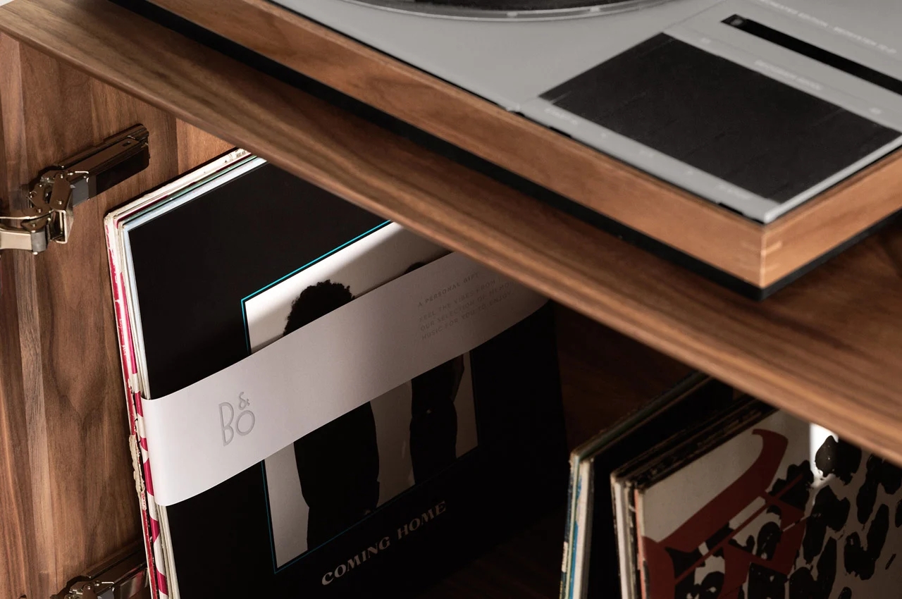 recorder，RECORD PLAYER，Sustainable development，Black glue player，Sound system，