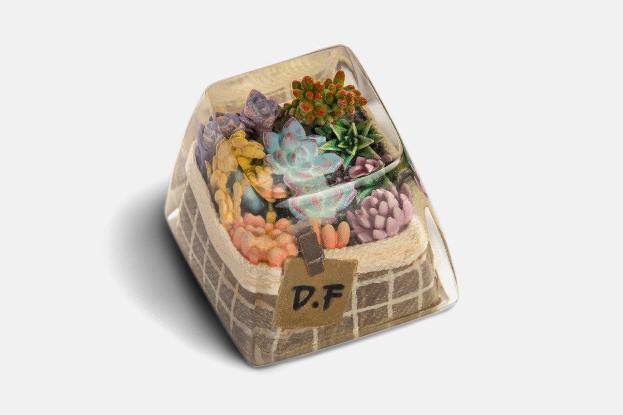 Dwarf Factory，Handmade，resin，product design，Mechanical keyboard，Glass container key cap，