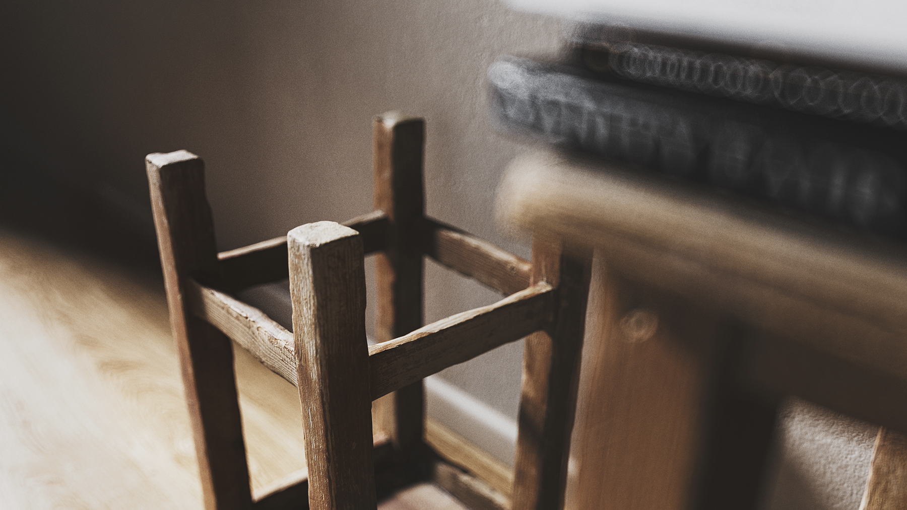 c4d，octane，Product rendering，space，esthetics，Light and shadow，hyperrealism ，