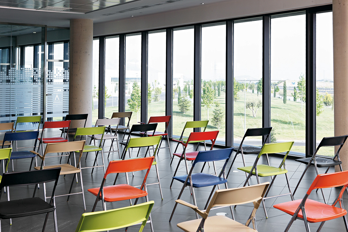 industrial design，Lightweight，line，to work in an office，chair，chair，