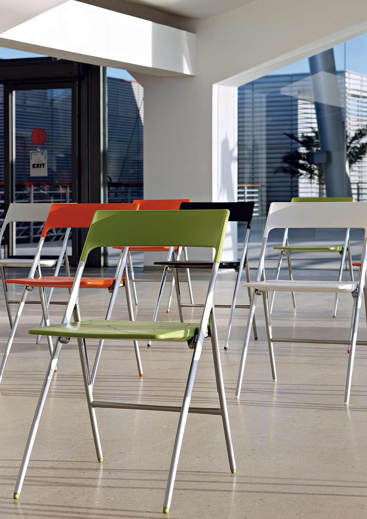industrial design，Lightweight，line，to work in an office，chair，chair，