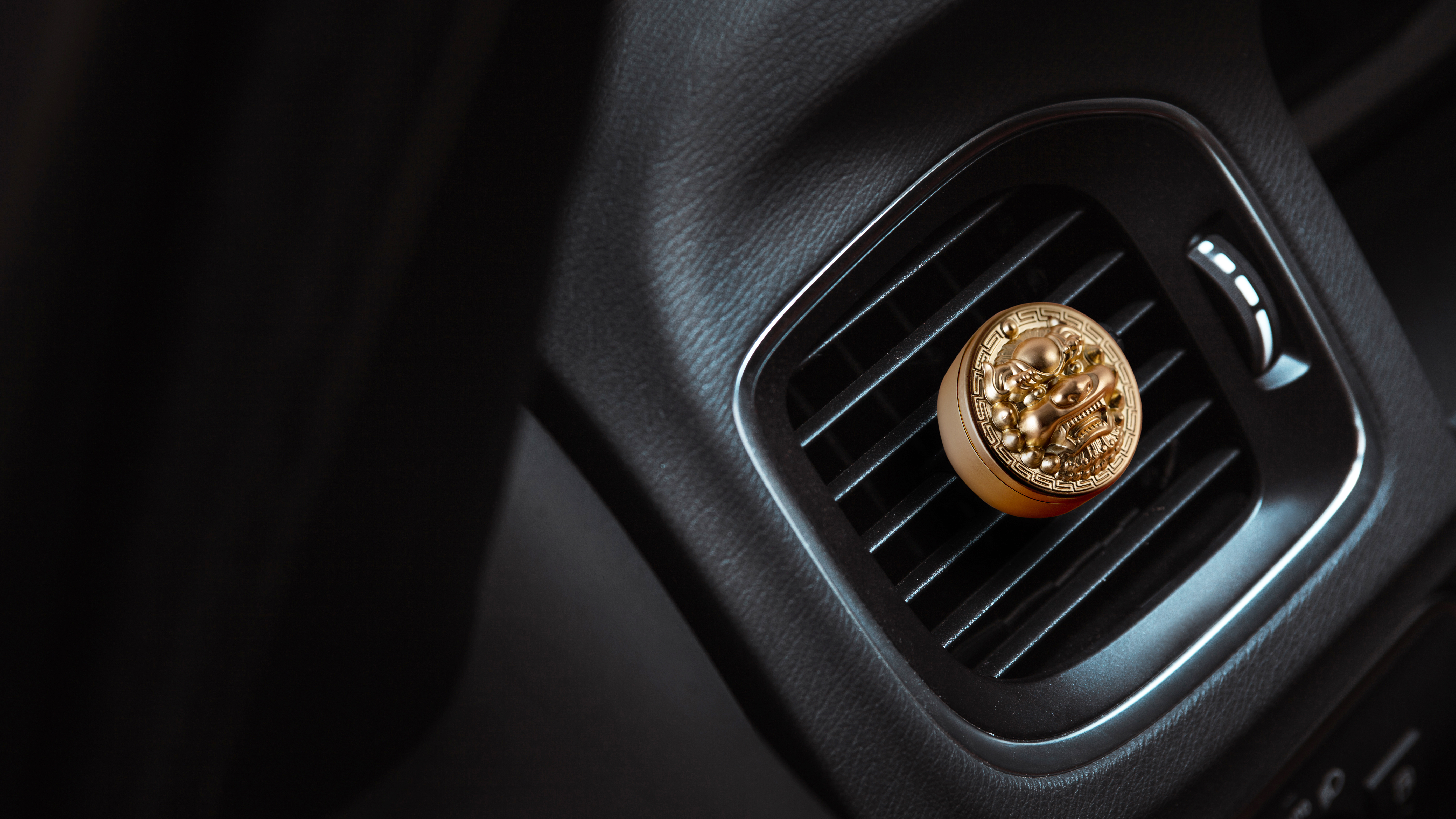 Vehicle fragrance，National tide，unicorn，Vehicle perfume，