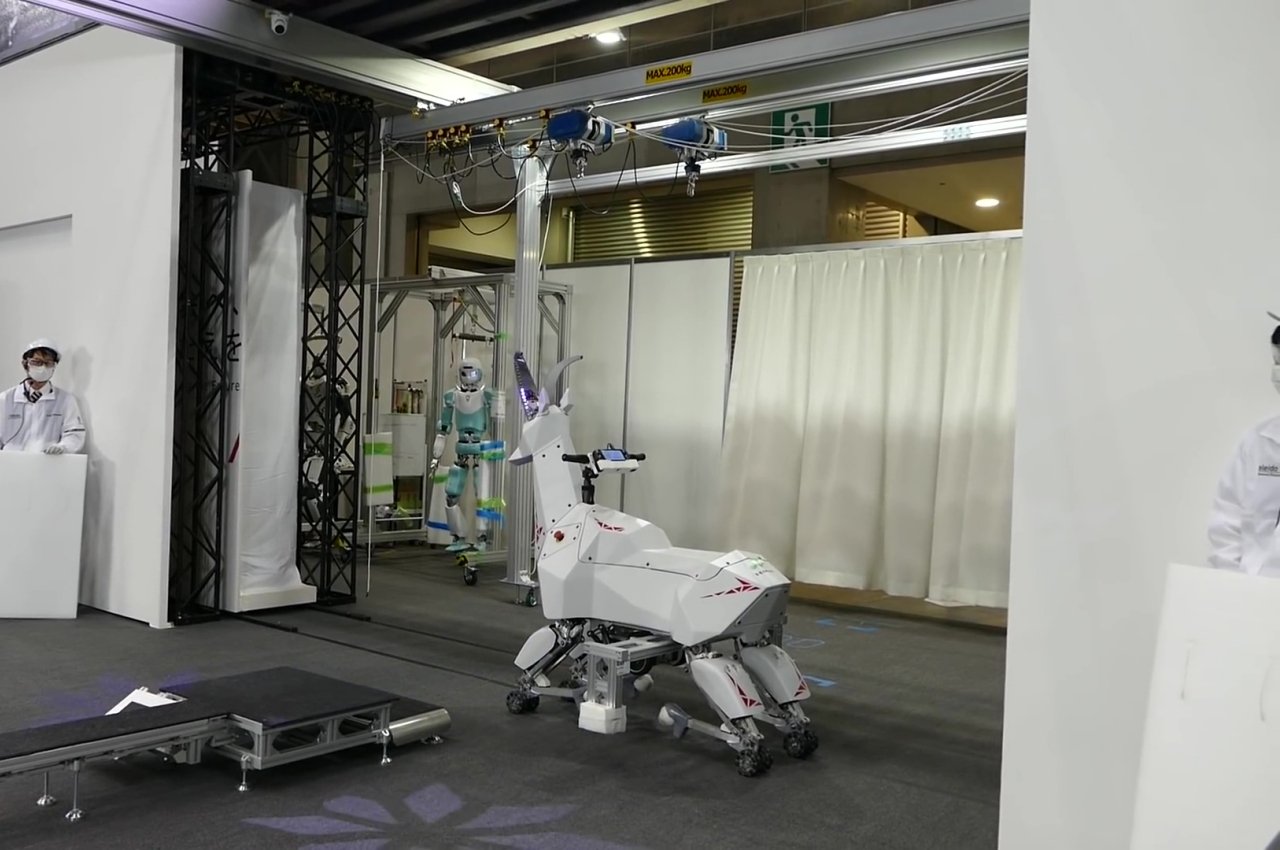 Kawasaki，Bex robot，product design，Kawasaki，Robot goat，Bex robot，product design，Covid-19，Robot goat，Human friendly robot，Modular design，Covid-19，Human friendly robot，Modular design，