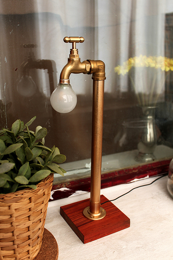 Table lamp, water pipe, faucet，