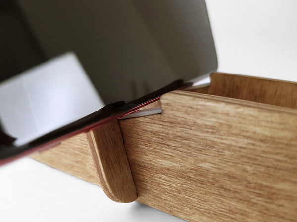 Mobile phone bracket，handmade，Industrial design，phone holder，