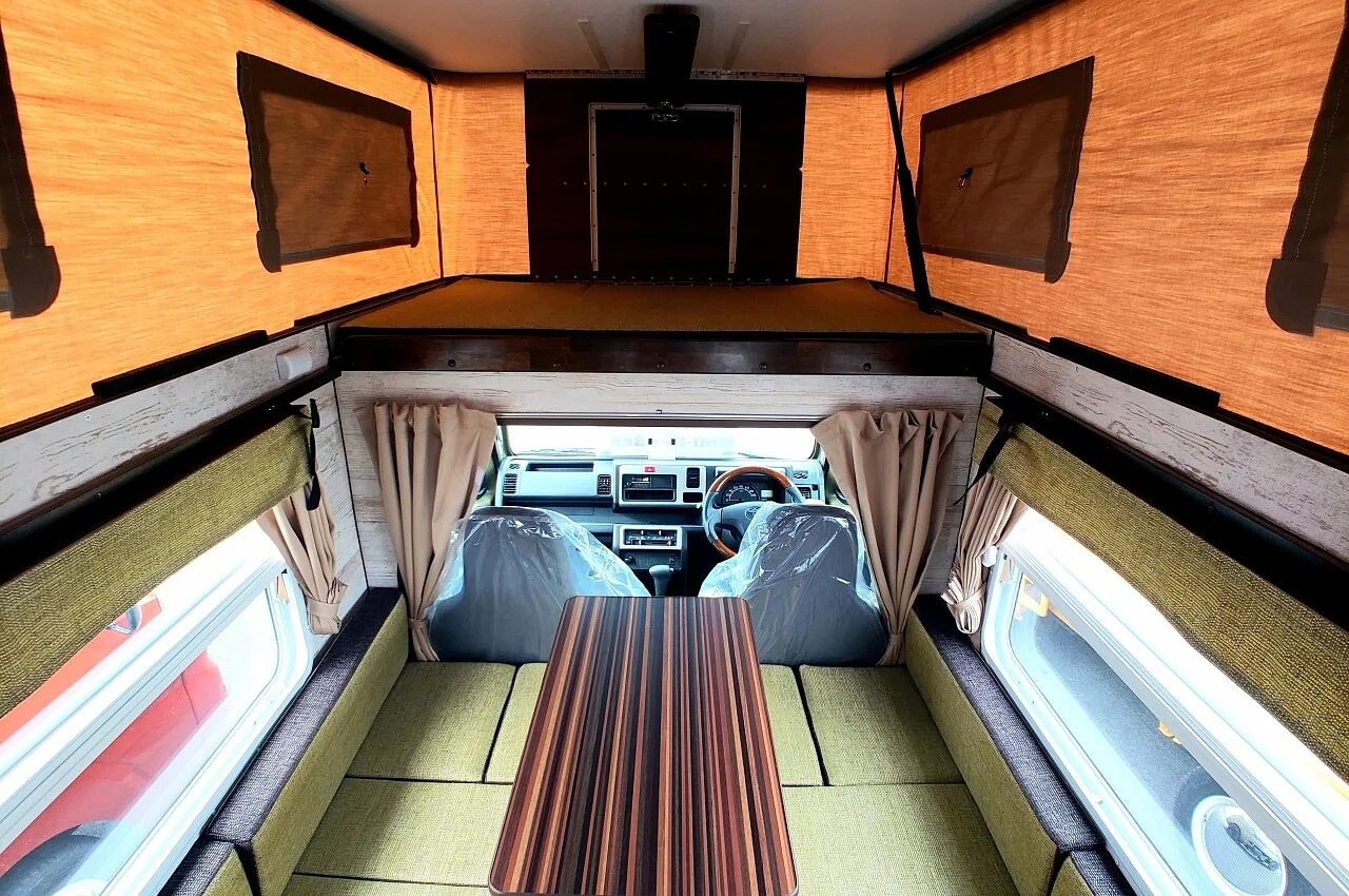 Campervan，Truck bed camper，camping，MYSTIC，