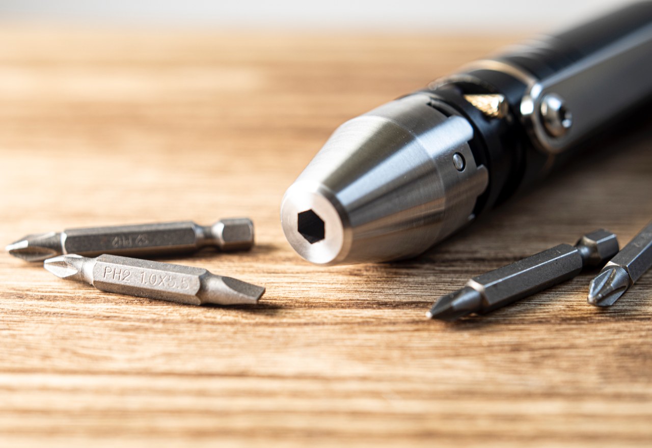 bolt driver，Mechanics，rotate，