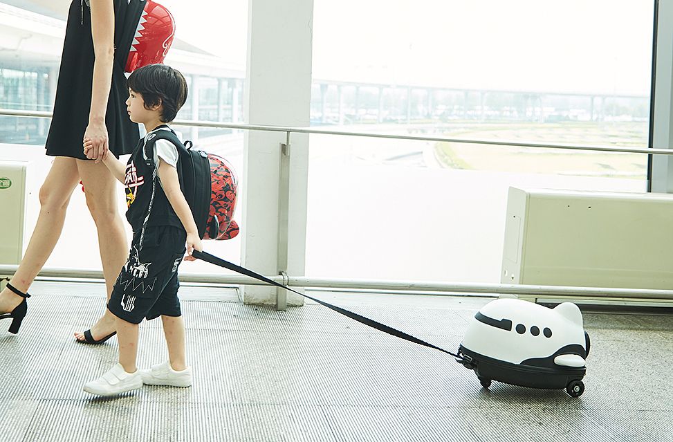 Rice grains，space shuttle，children，knapsack，