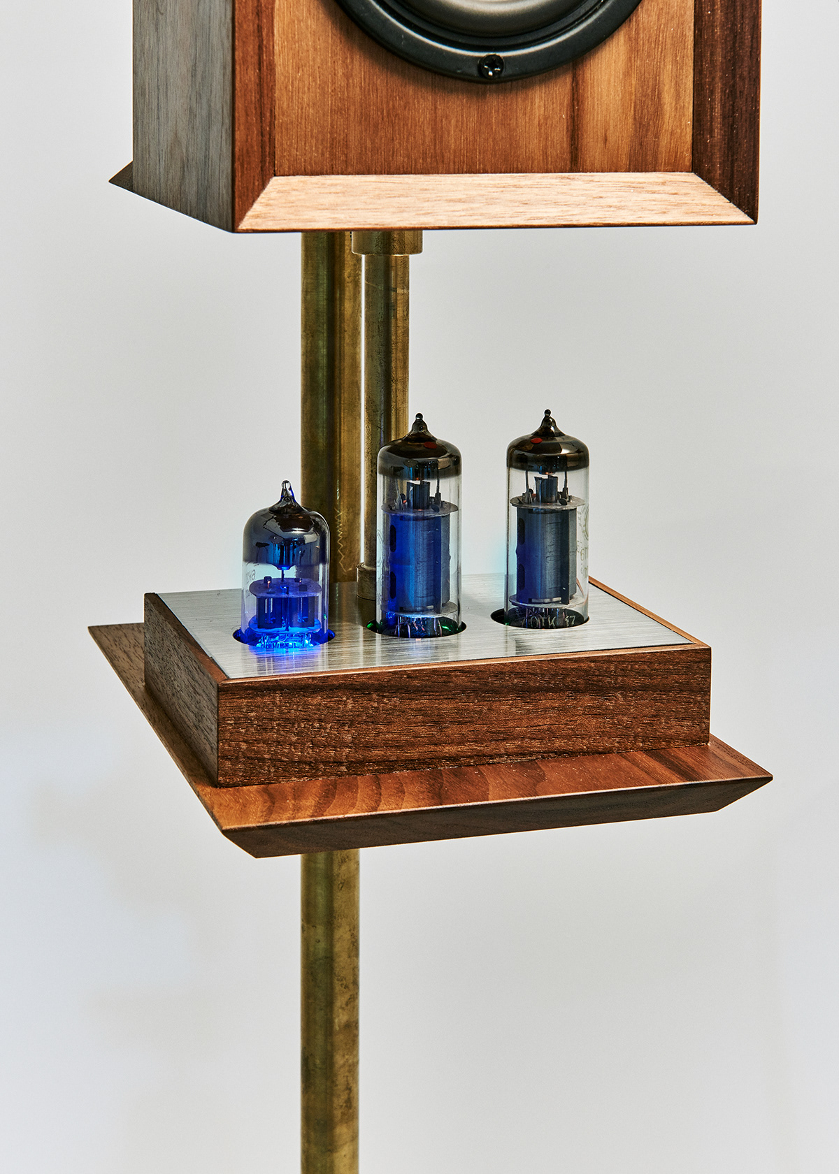 loudspeaker box，Walnut，sound speaker，