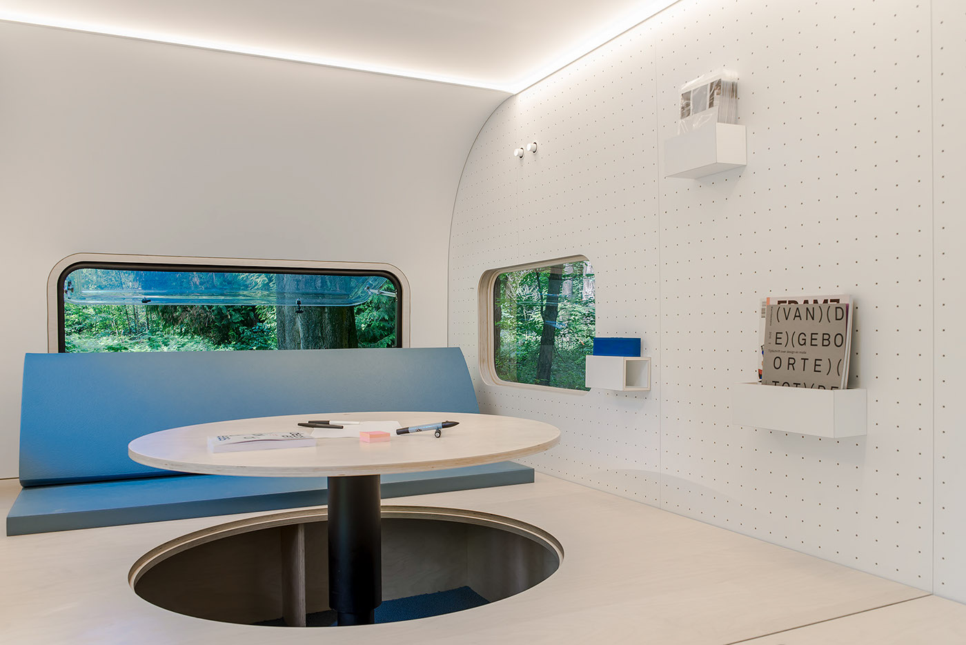 Dojo wheels，Touring car，interior space ，