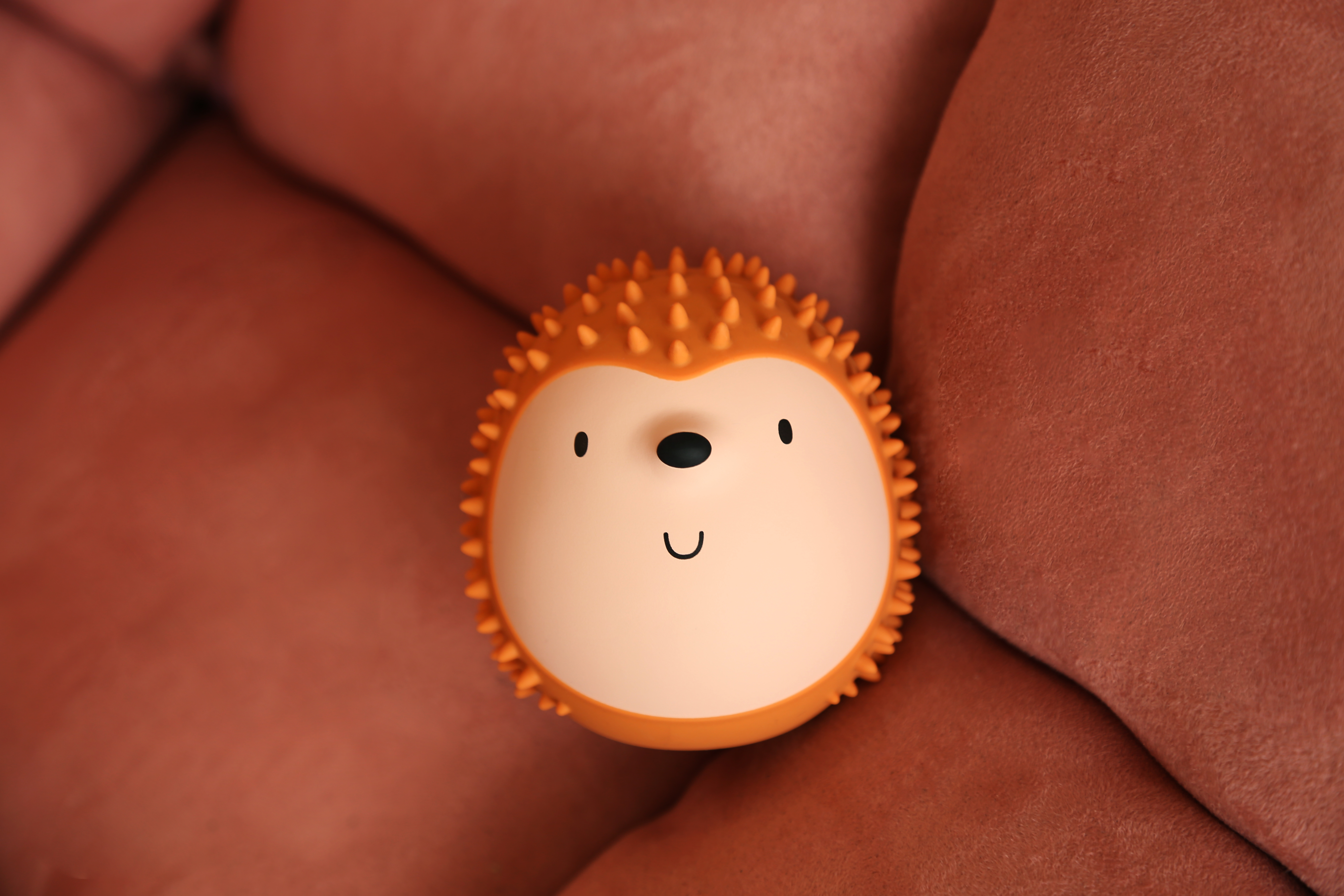 Massager，Warm hands，portable source，