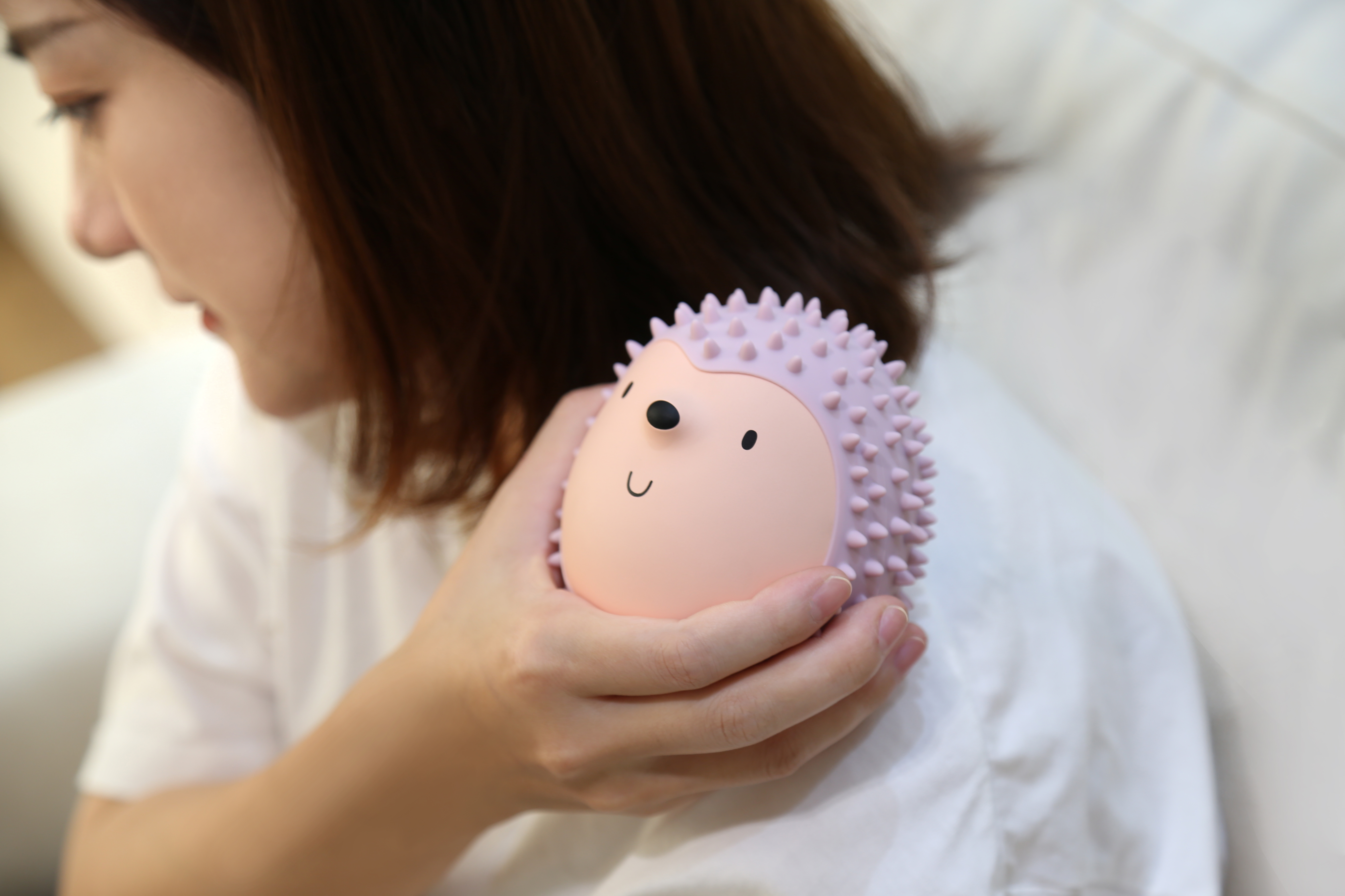 Massager，Warm hands，portable source，