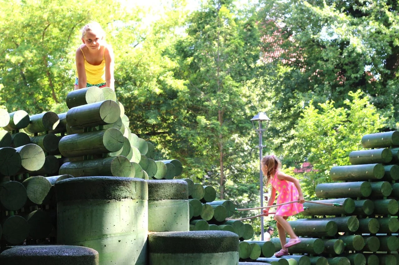 Playground，Playground，Loong，