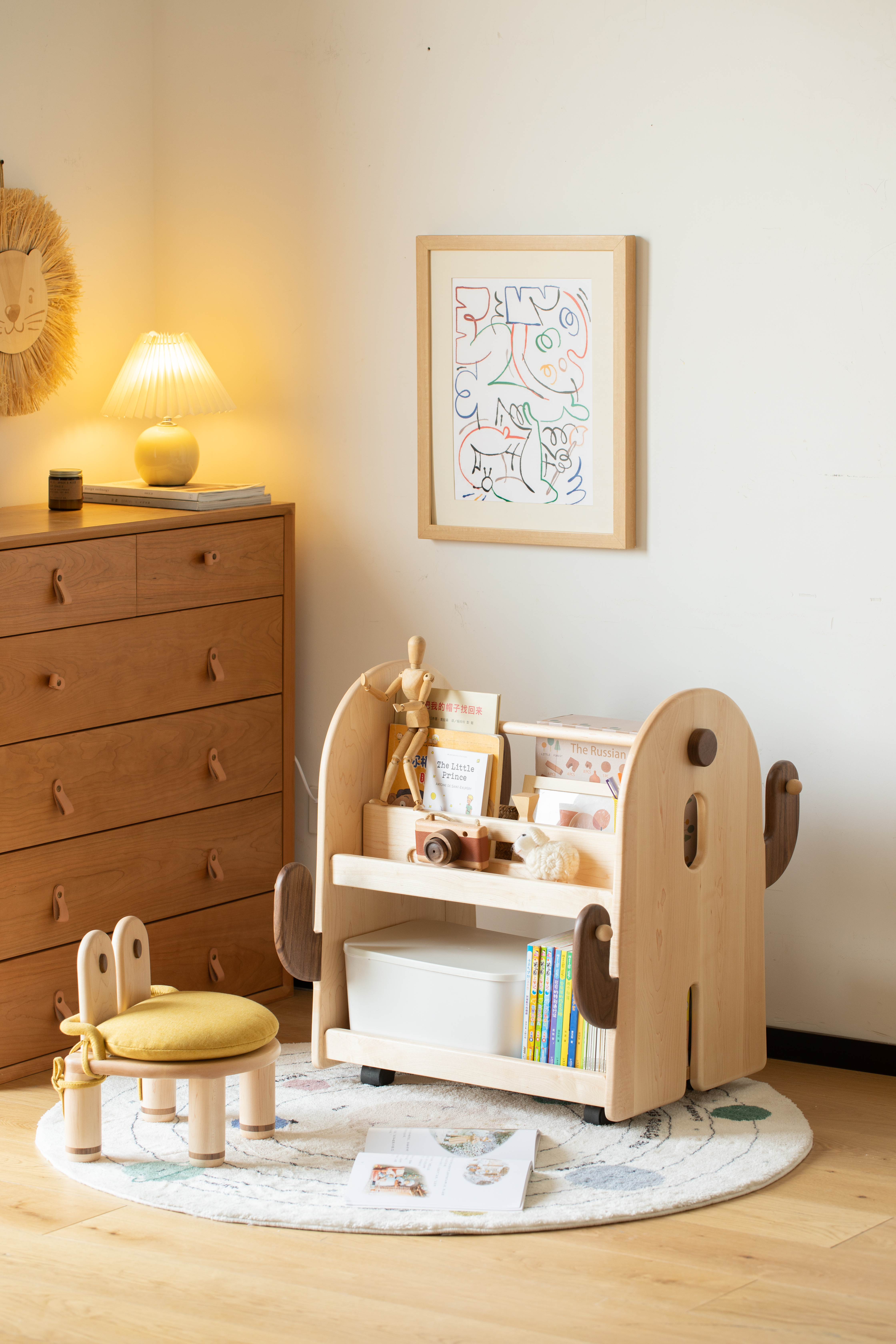 Children's furniture，Trolley，Solid wood furniture，Original furniture，Picture book rack，Toy cabinet，