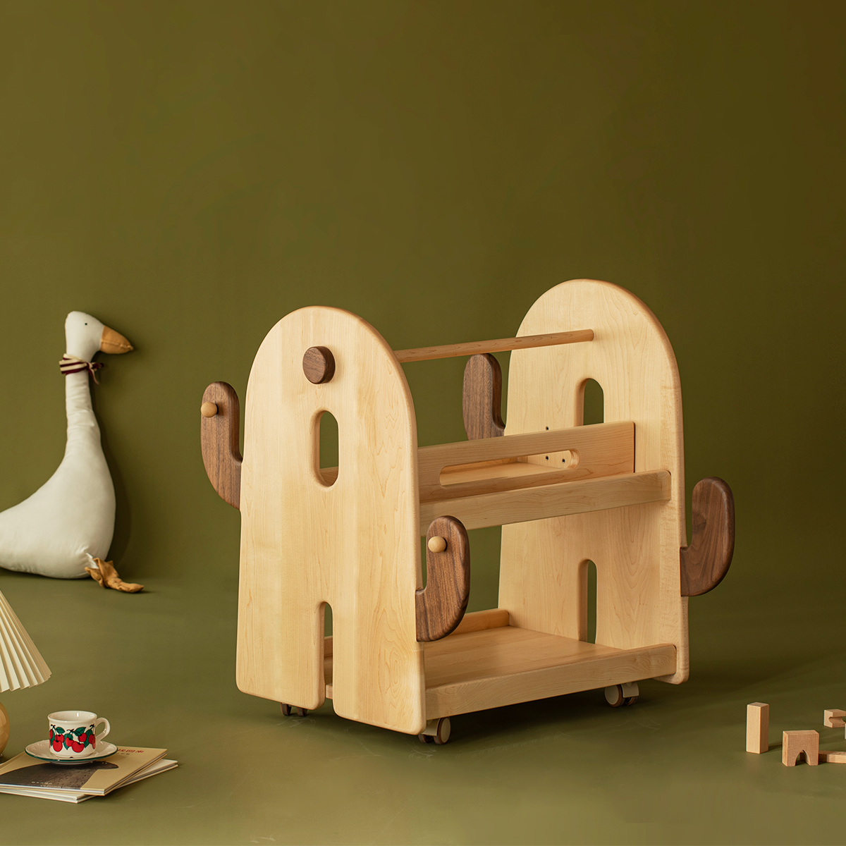 Children's furniture，Trolley，Solid wood furniture，Original furniture，Picture book rack，Toy cabinet，