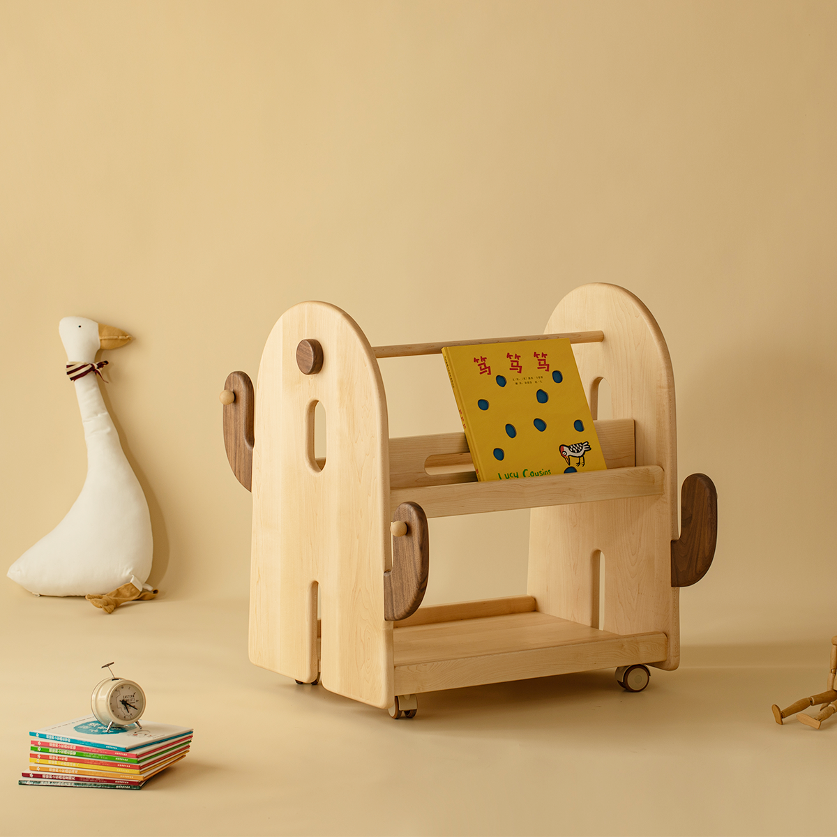 Children's furniture，Trolley，Solid wood furniture，Original furniture，Picture book rack，Toy cabinet，