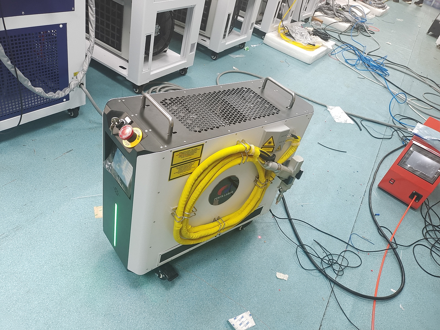 Air cooled laser handheld welding machine，