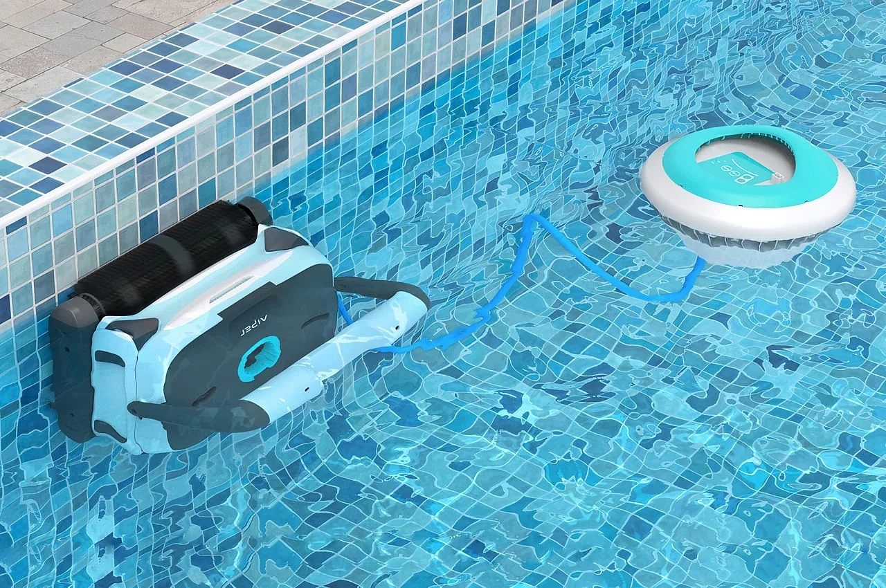 robot，clean，Vacuum cleaner，Underwater，Game pool，