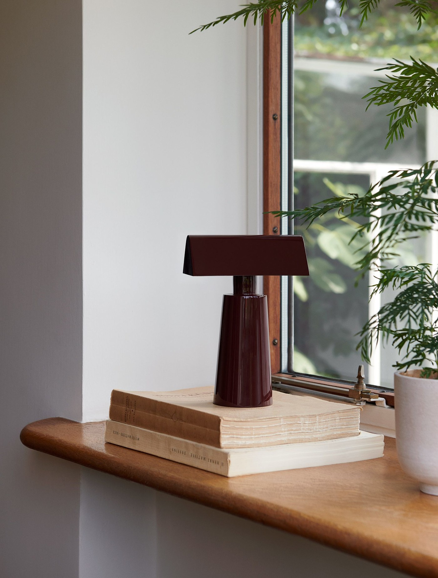 Caret，Desk lamp，lamps and lanterns，Lighting tools，