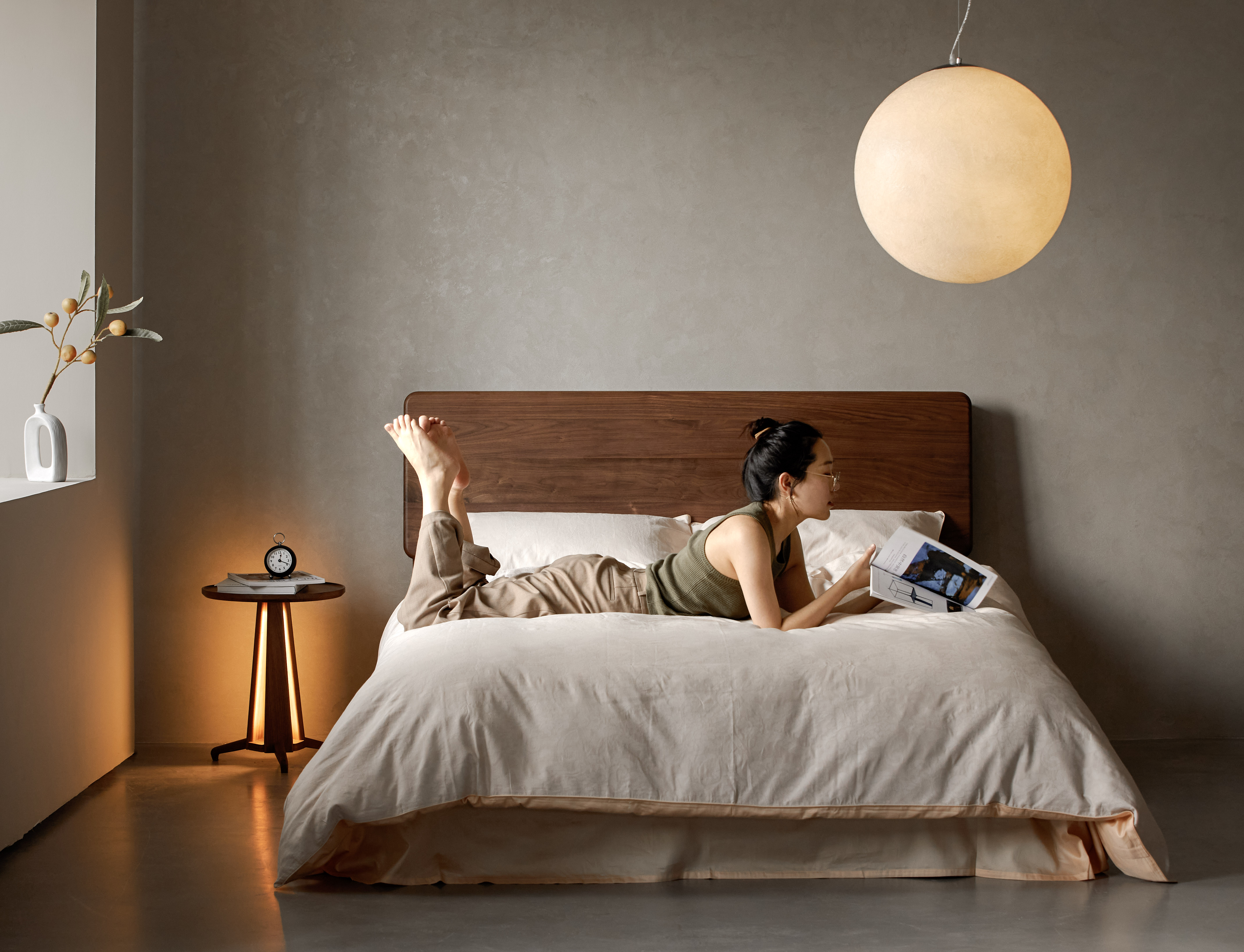 Furniture designer Ren Mengying，