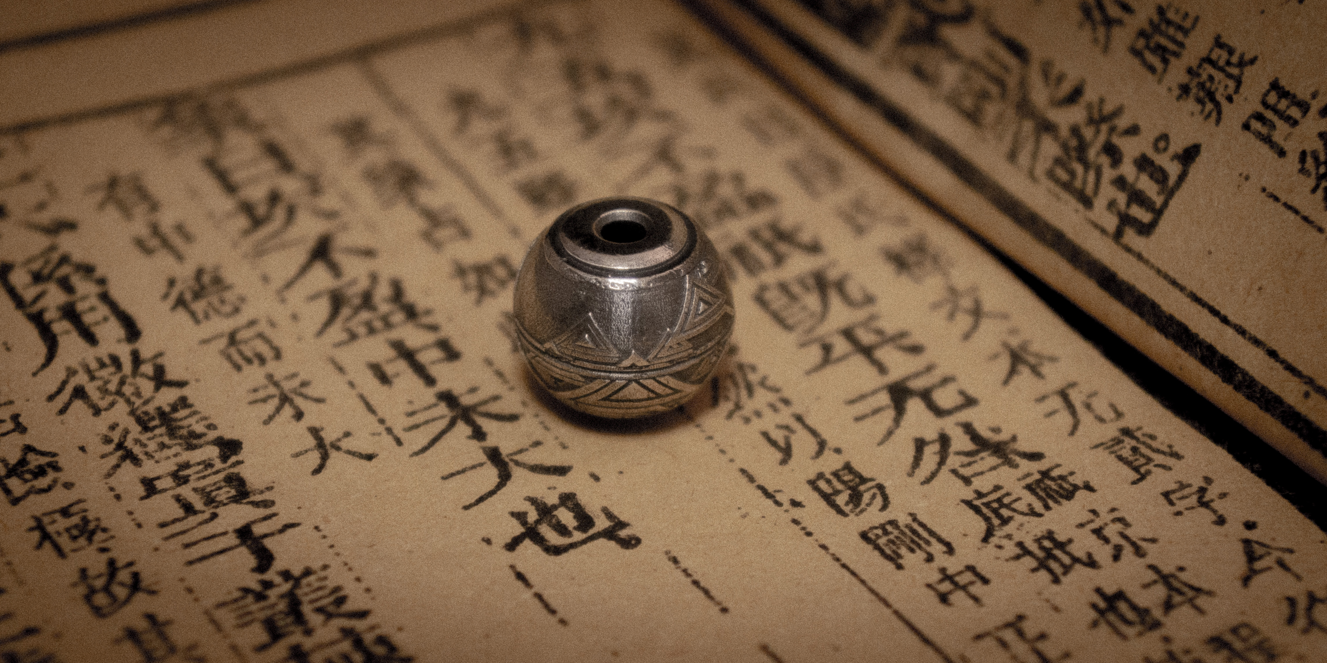 National style，Silver ornaments，