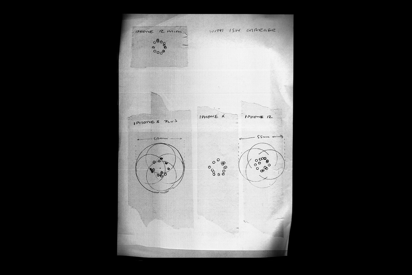 Blond Ltd，Folding wireless charger，product design，Foldable design，industrial design，packing design，PLA material，Recyclable design，