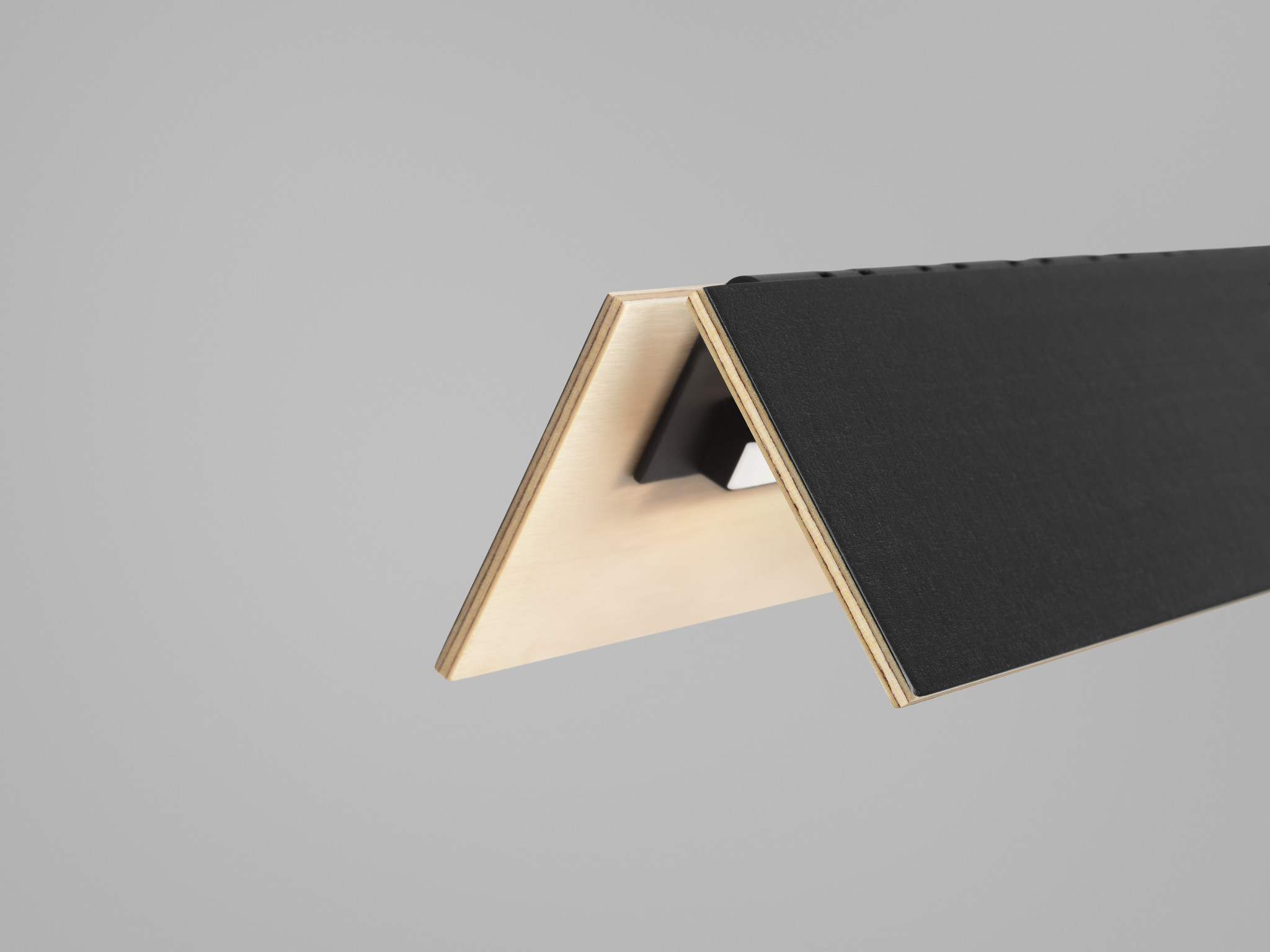 Flik Flak，lamps and lanterns，woodiness，