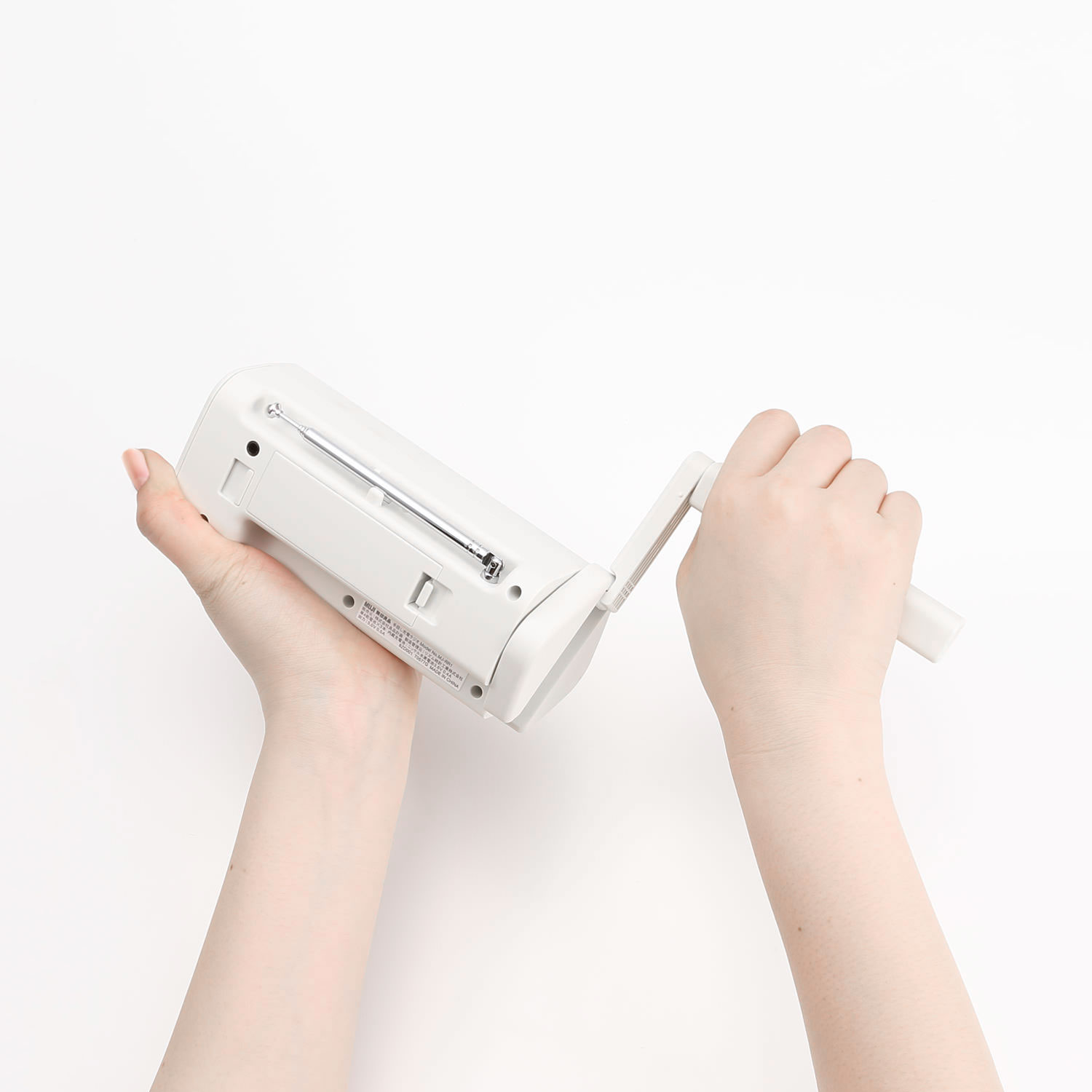 Kazushige Miya，muji，radio，Manual crank charger，
