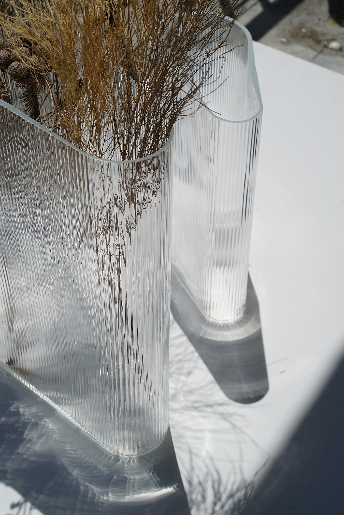 Corrugated glass，Mist，vase，Minimalist，