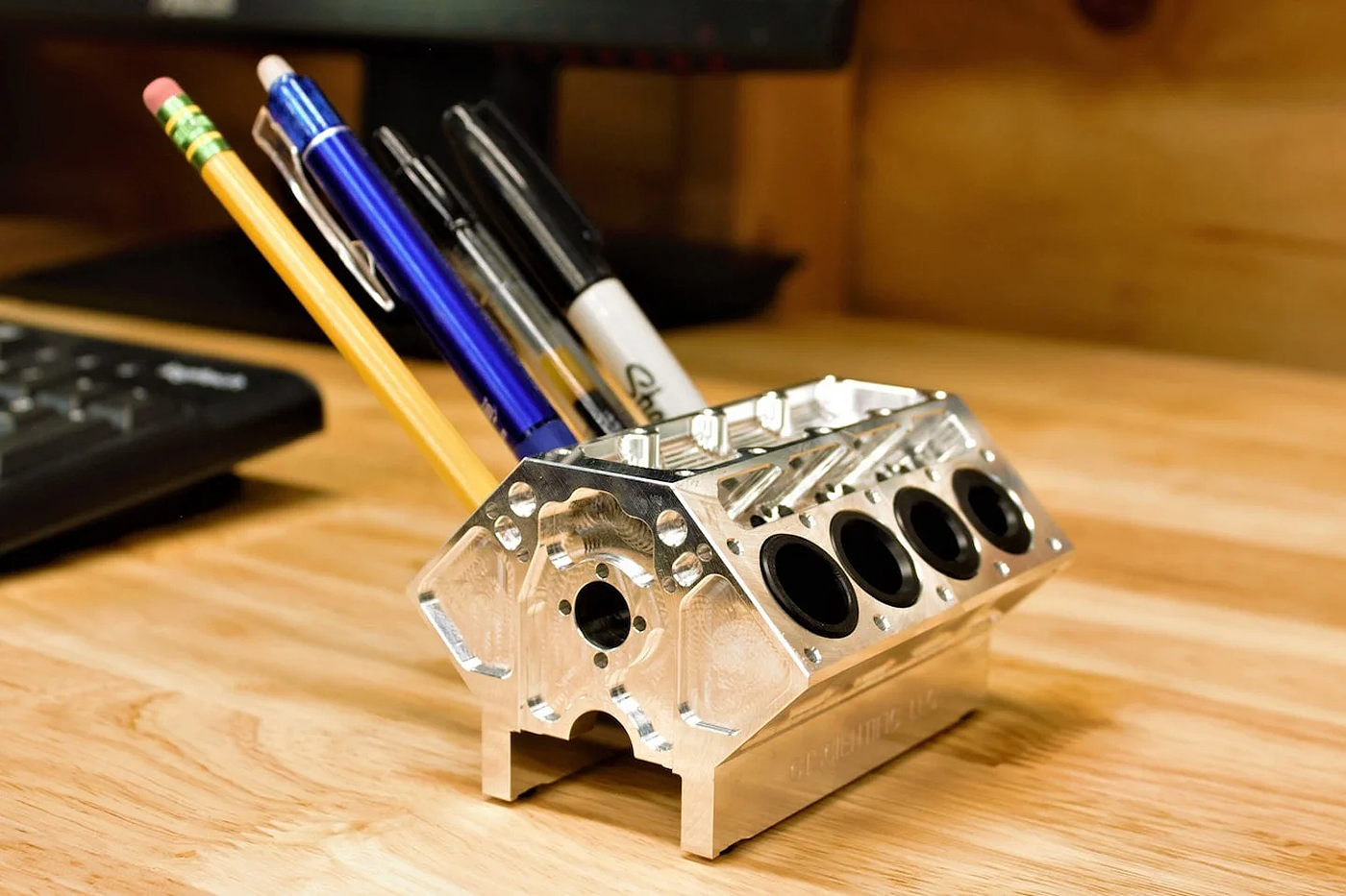 Engine base pen holder，automobile，pen container，