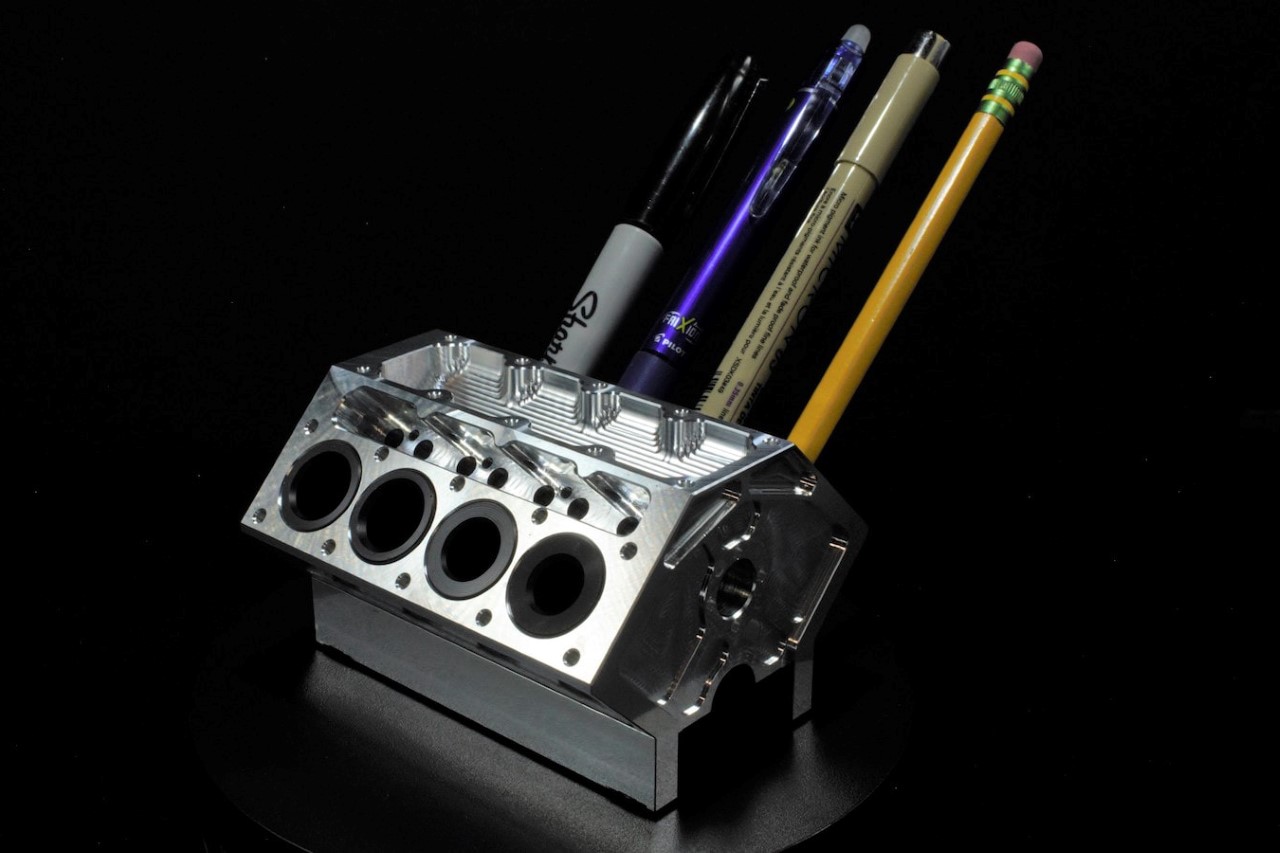 Engine base pen holder，automobile，pen container，