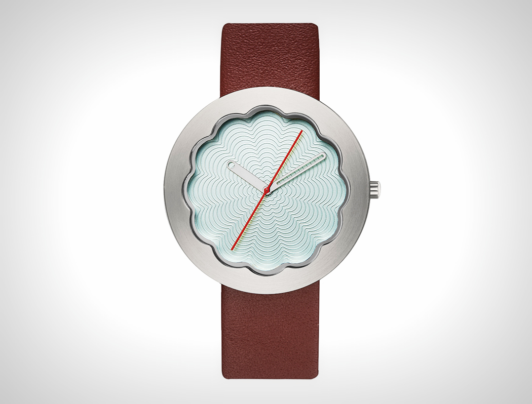 industrial design，originality，product design，Scallop wristwatch，